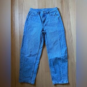 Old Navy Barrel Jeans Women’s Size 10 Tall